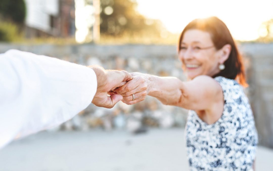 Faciliter la Transition d’une Personne Âgée Dépendante en Ehpad : Conseils Essentiels