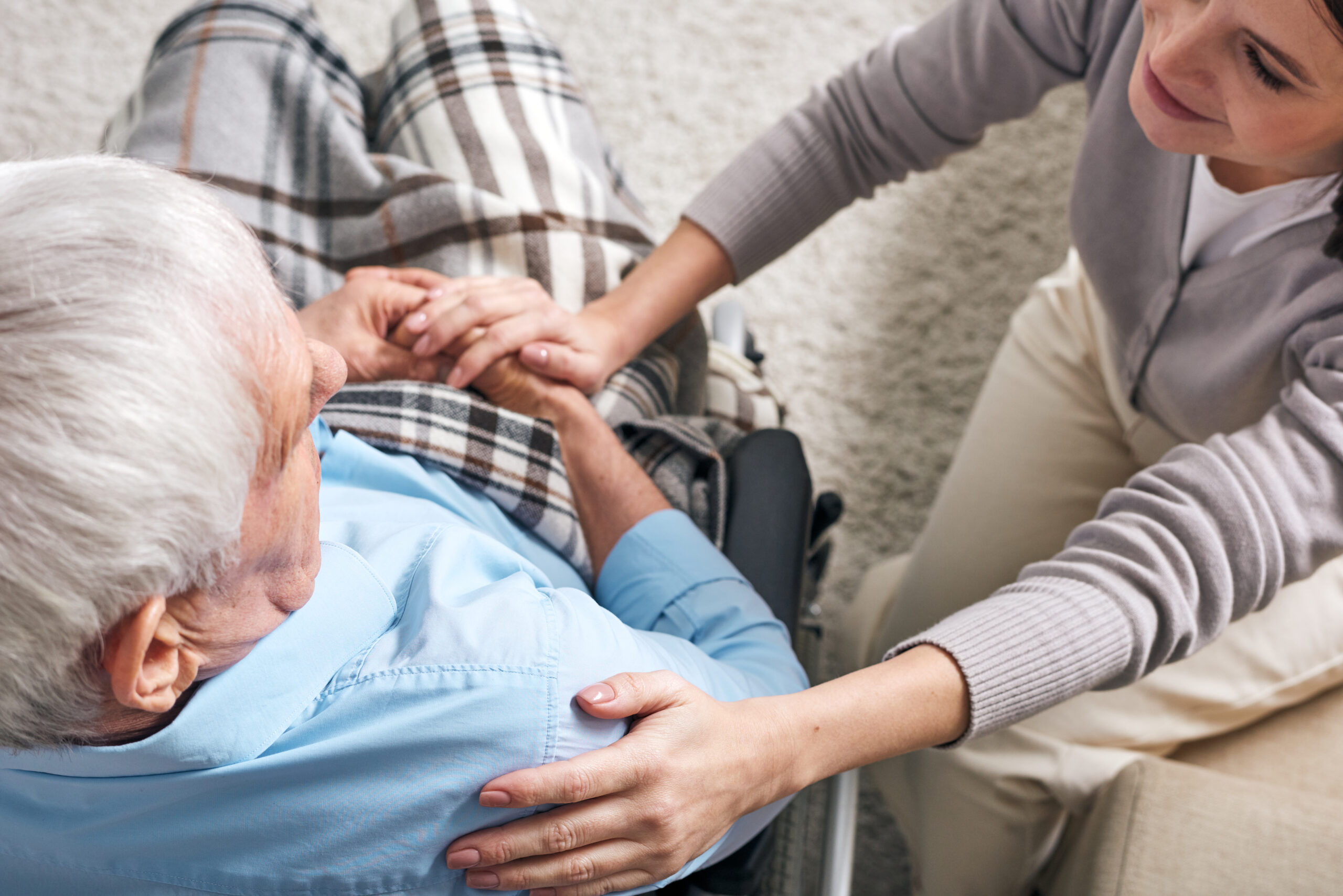 Favoriser le bien-être en EHPAD : 6 conseils pour une intégration en douceur